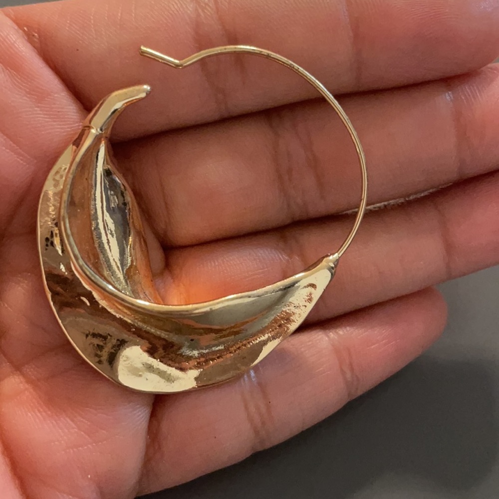 🦩LAUREN CONRAD earrings hops 🦩 - Picture 3 of 5